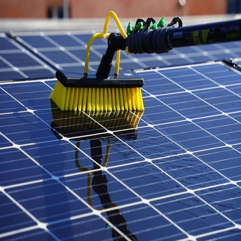 Zonnepaneel reiniging